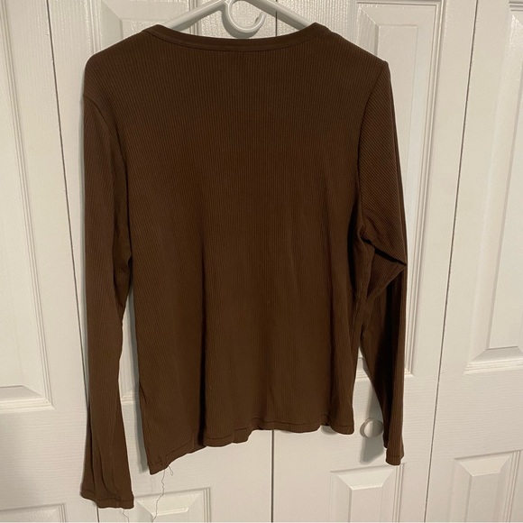 Bundle of 4 Old Navy Fall Long Sleeve Tops (1 Sweater,2 Shirts,1 Button Down) - Picture 7 of 13